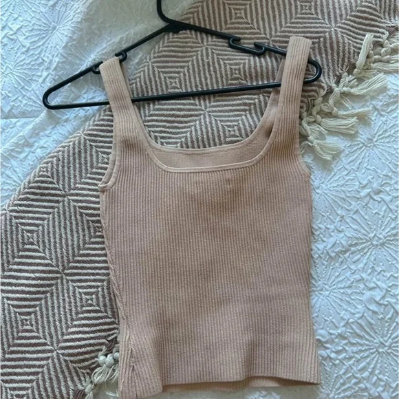 Babaton Light Tan Ribbed Tank Top - Picture 2 of 3